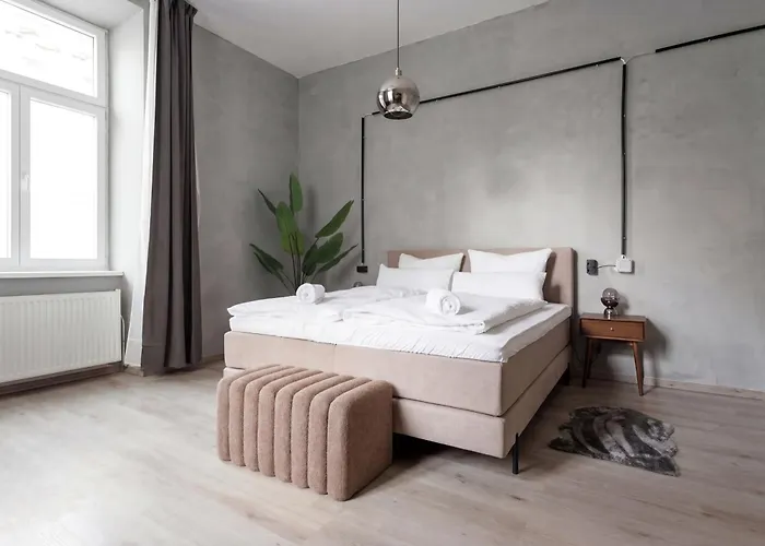 Oona Design - Messe Apartman