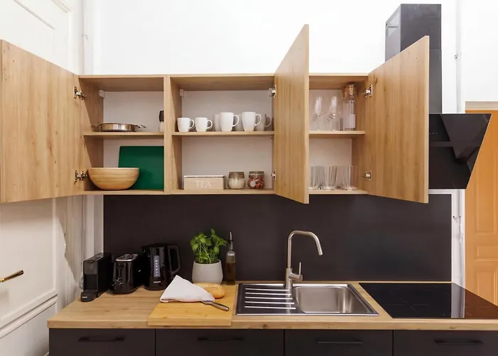 Oona Design - Messe Apartman *